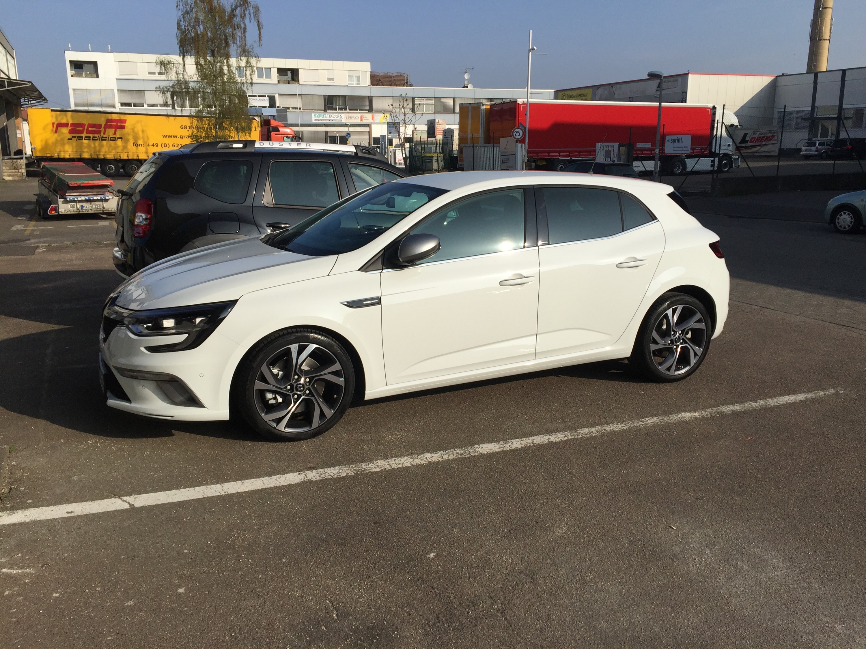 Megane Gt 17 In Weiss Renault Megane 4 Forum